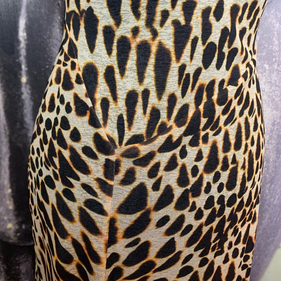 Topshop Blaze Burning Print Midi Dress with Slit - Picture 7 of 9